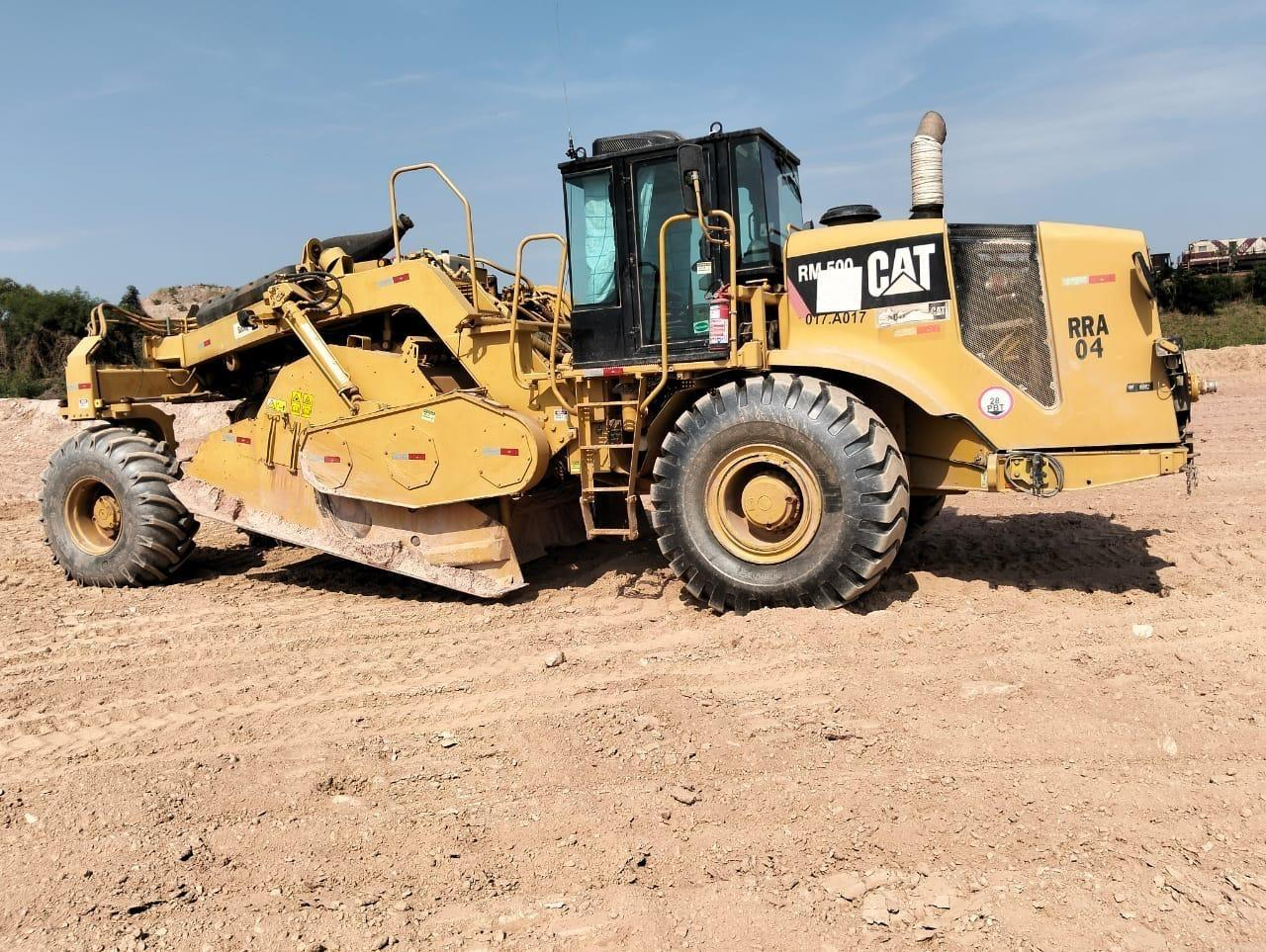 Recicladora CAT RM500 2009 com 4.484 horas