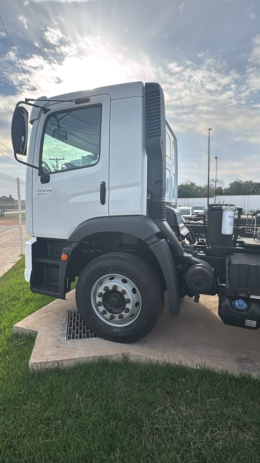 Caminhão VW 17.210 Constellation zero km