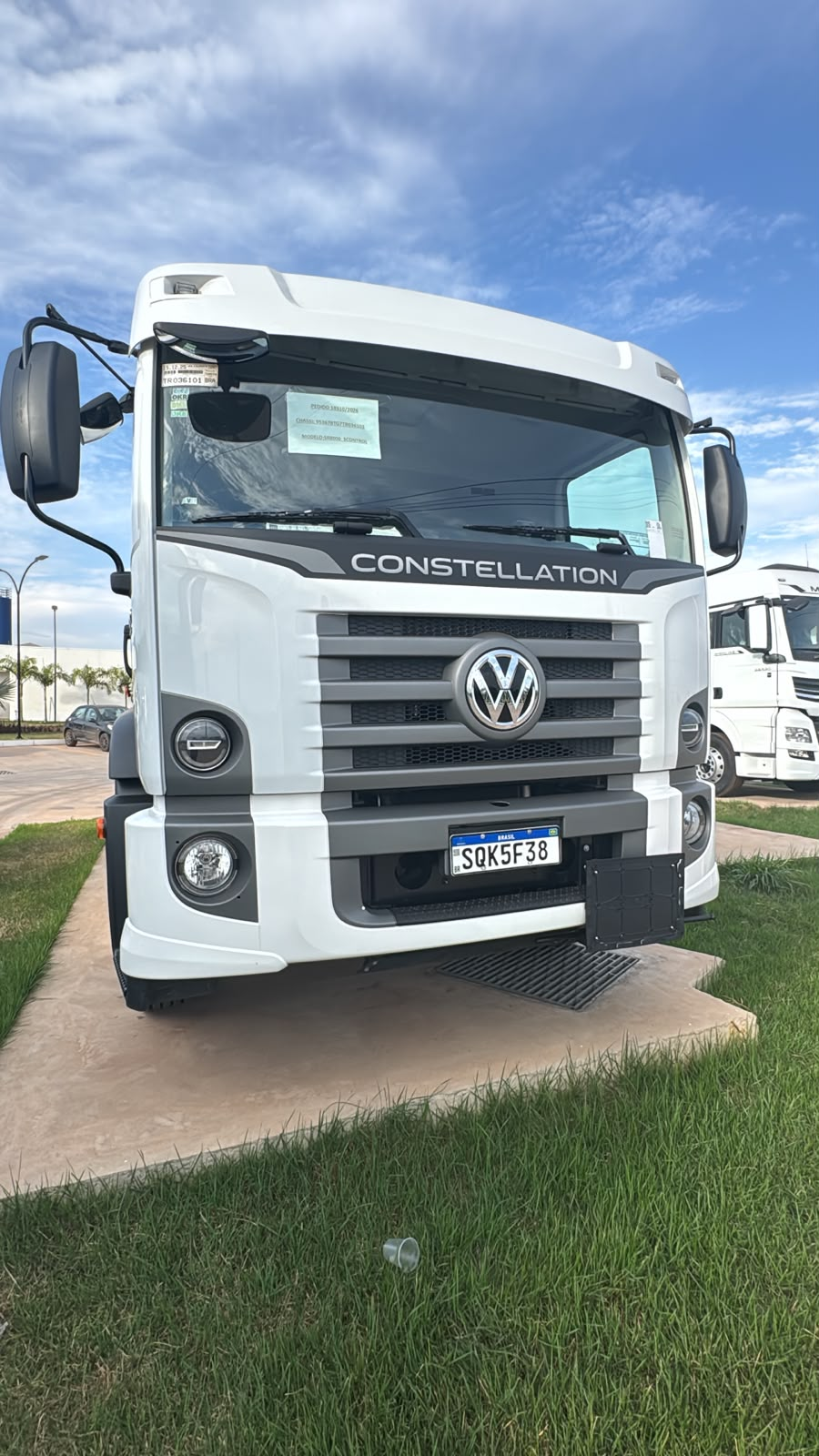 Caminhão VW 17.210 Constellation zero km - Thumbnail 2