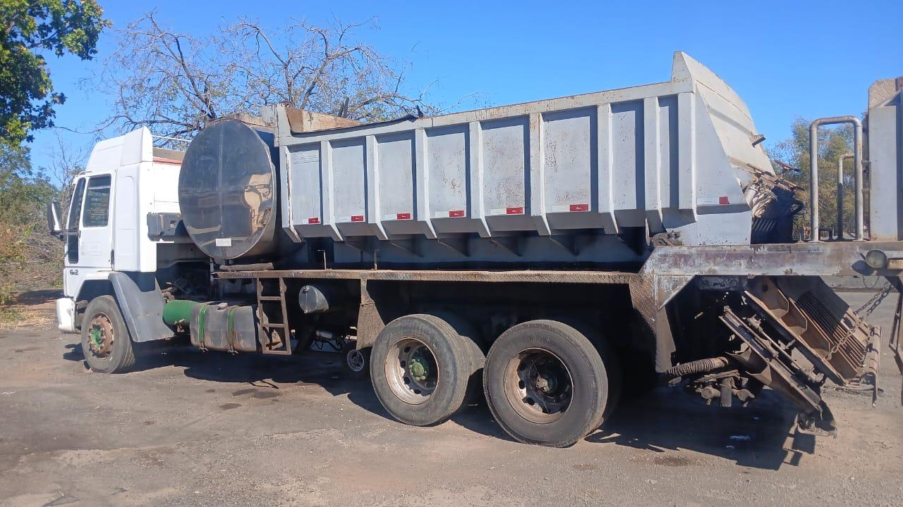 Caminhão Ford Cargo 2008 com MDR Romanelli 9 m³